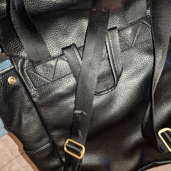 Freshly Picked Diaper Backpack - Picture 7 of 7